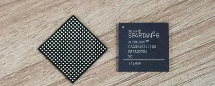 可编程逻辑器件IC fpga 218 I/O 324cspbga